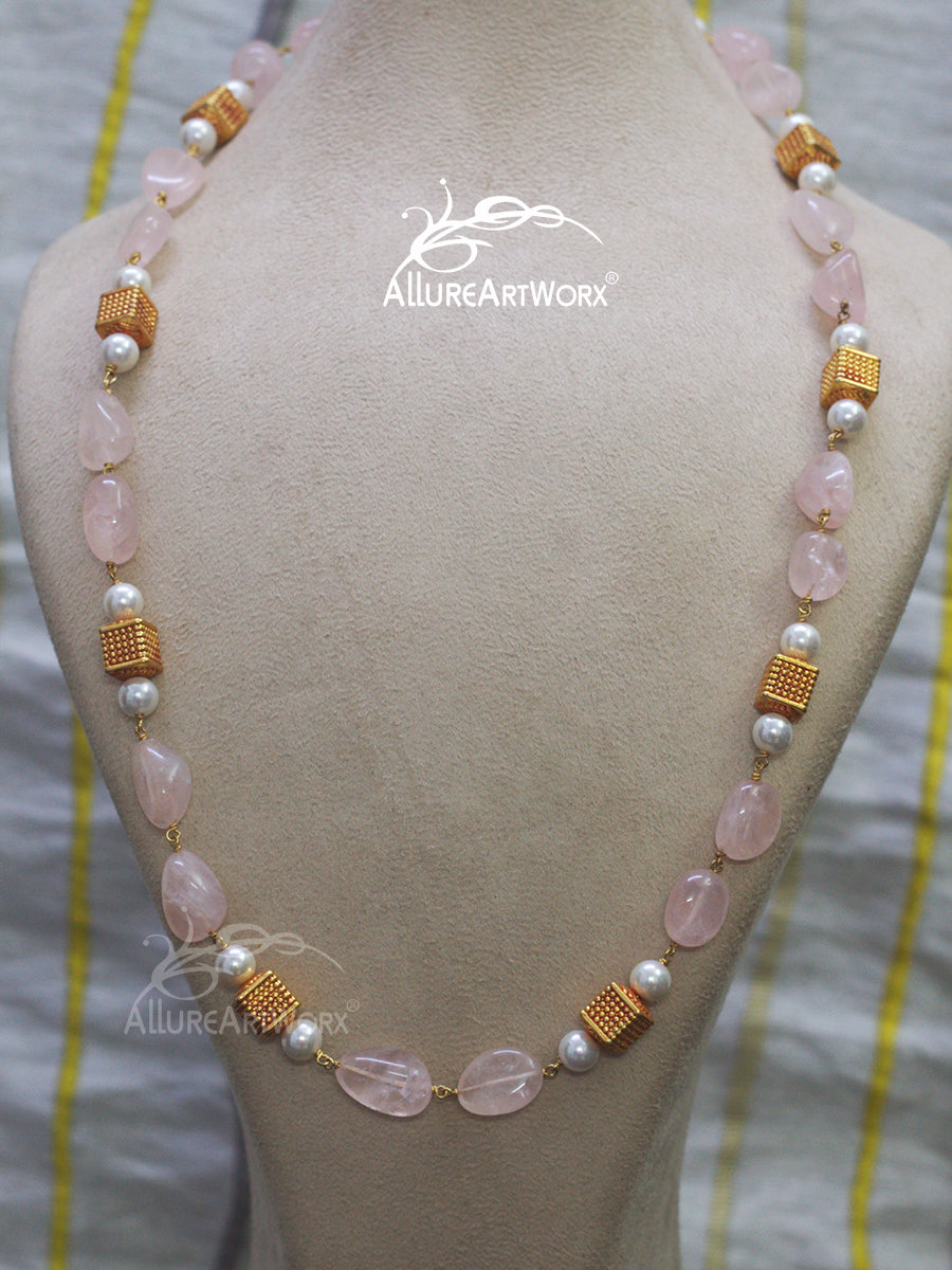 Rosequartz Neckpiece