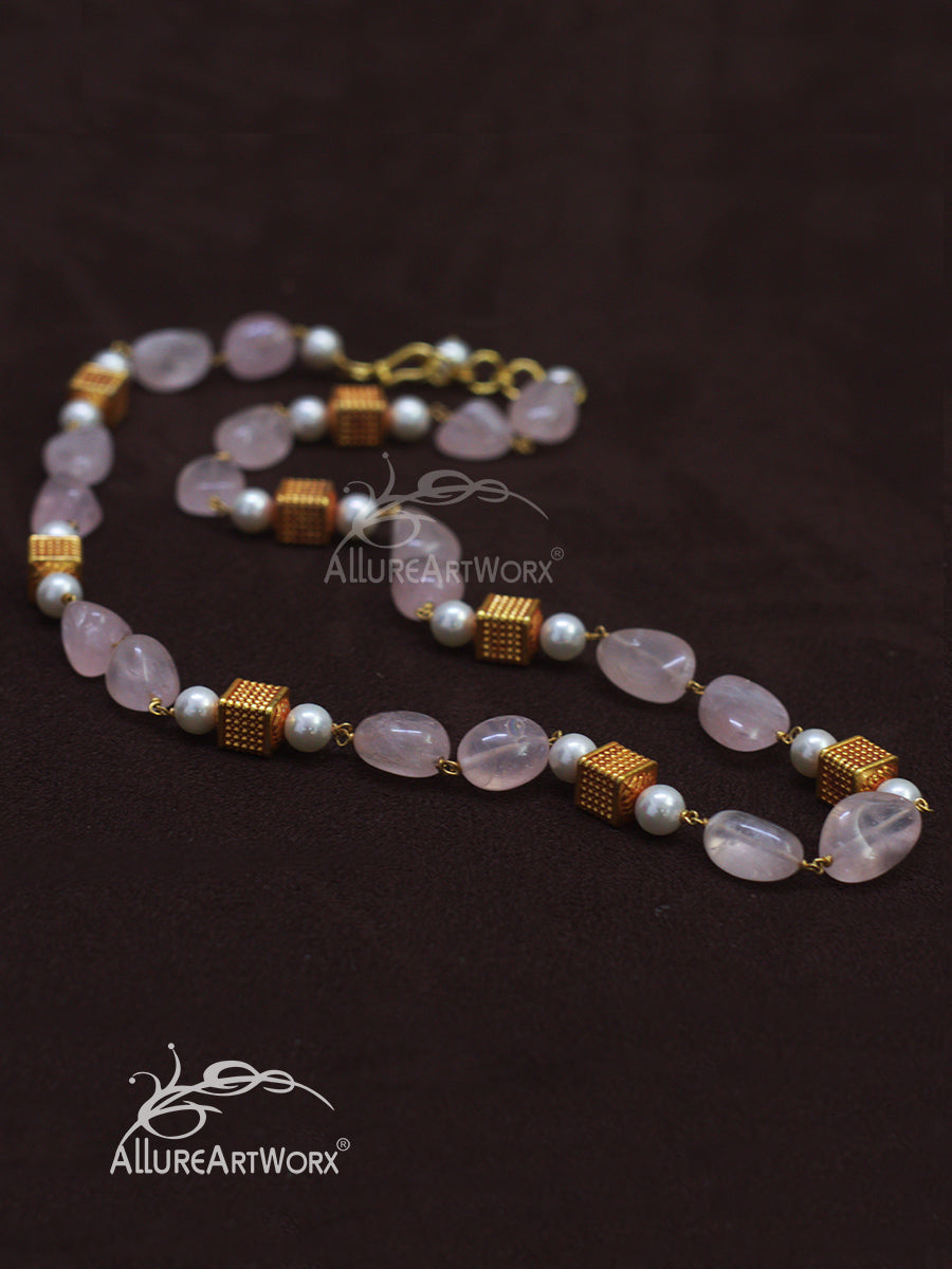 Rosequartz Neckpiece