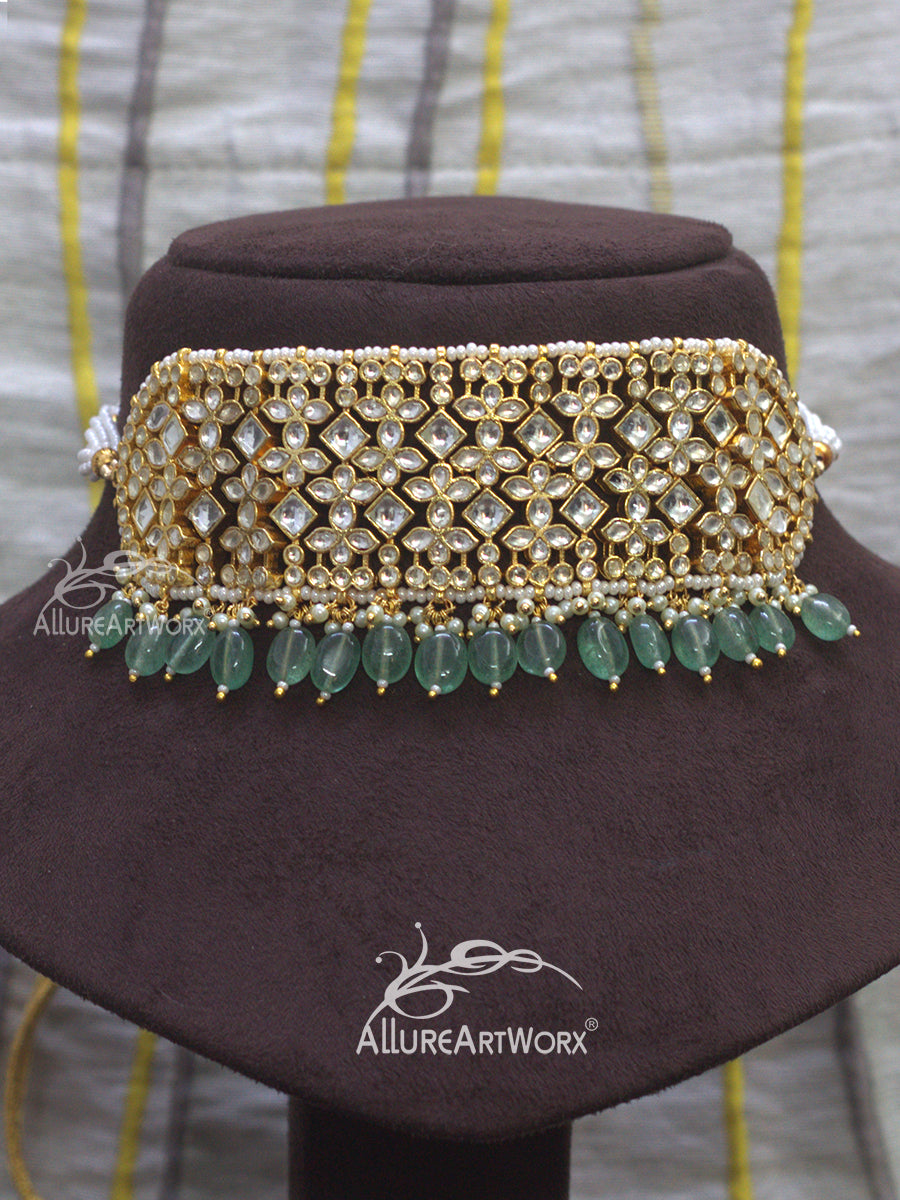 Kundan Choker