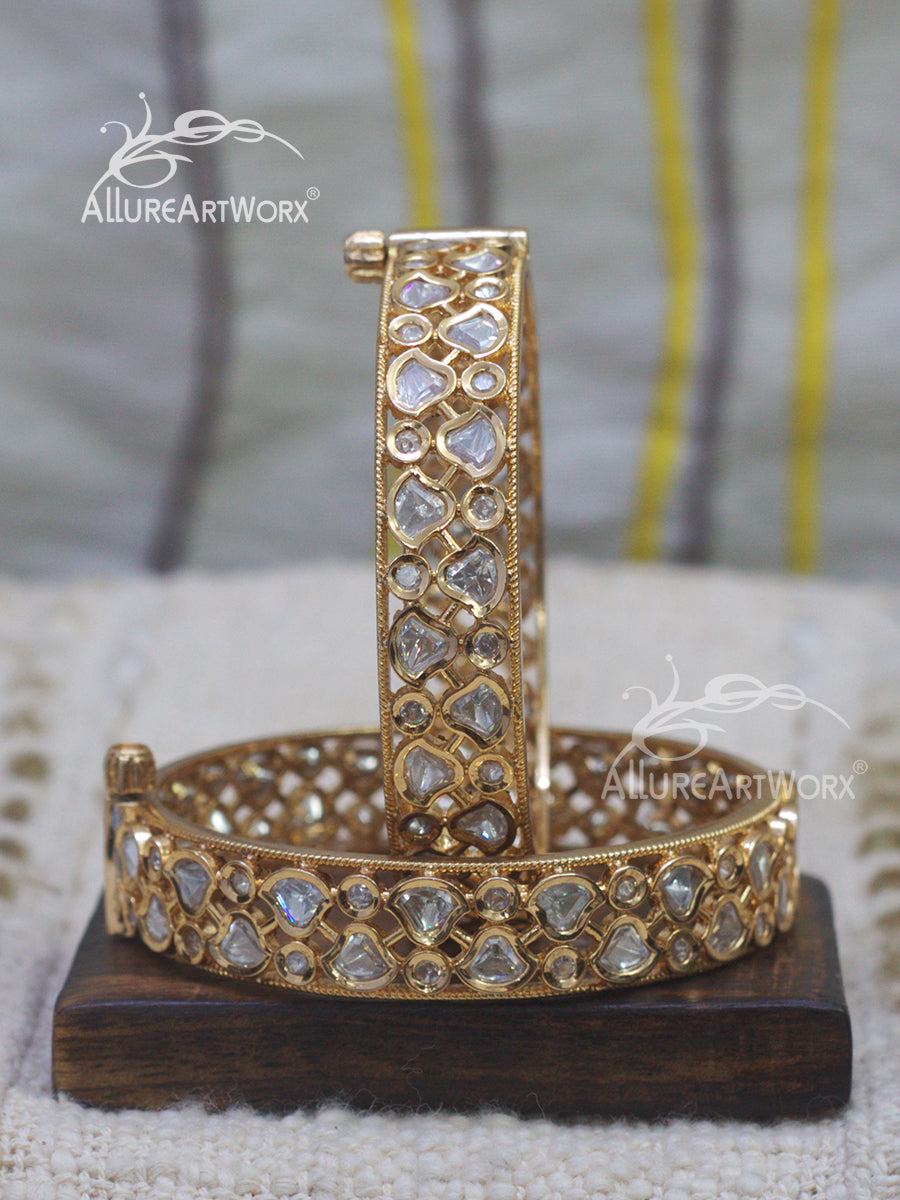 Kundan Bangles
