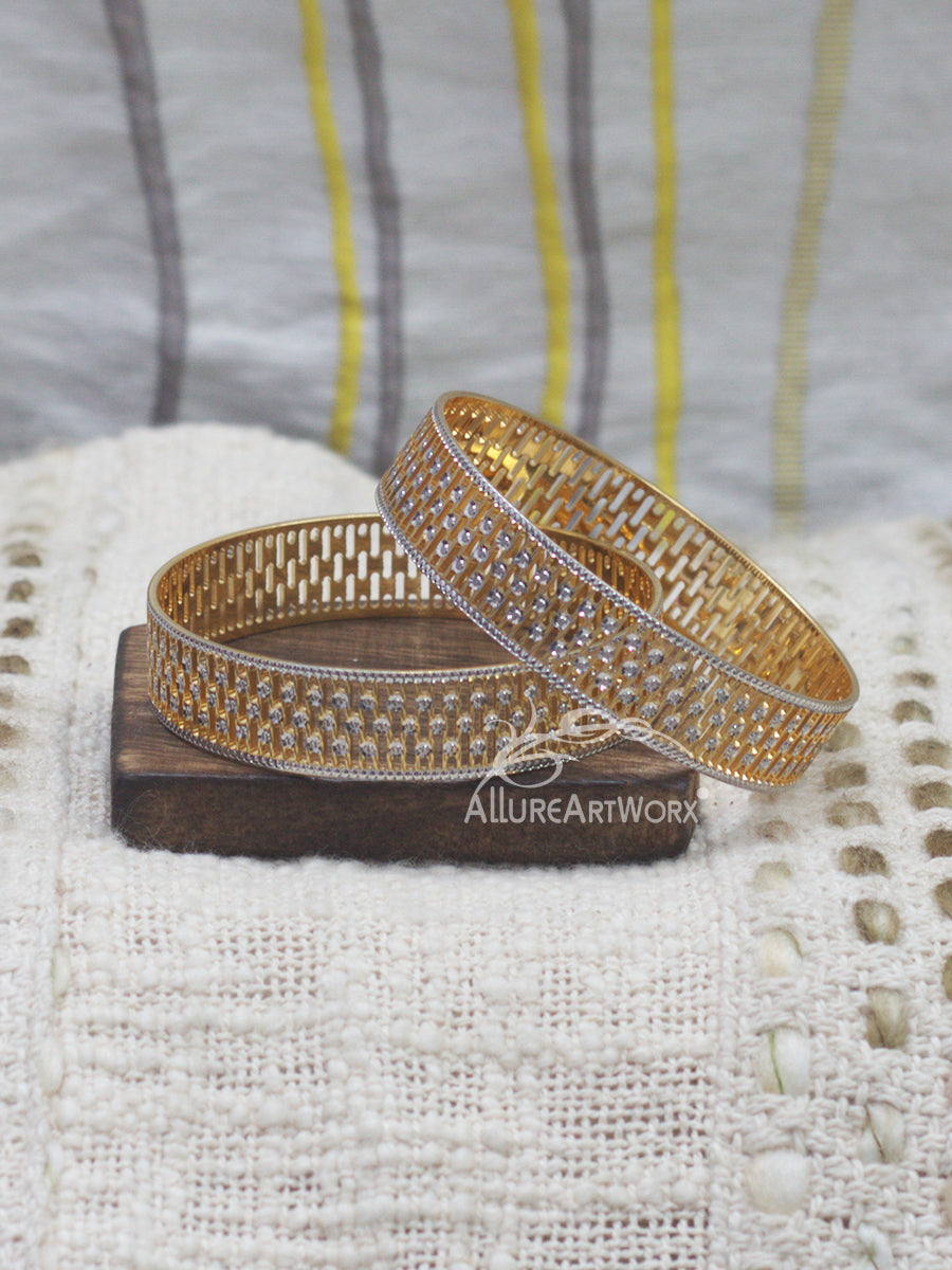 Trendy Bangles(two tone)