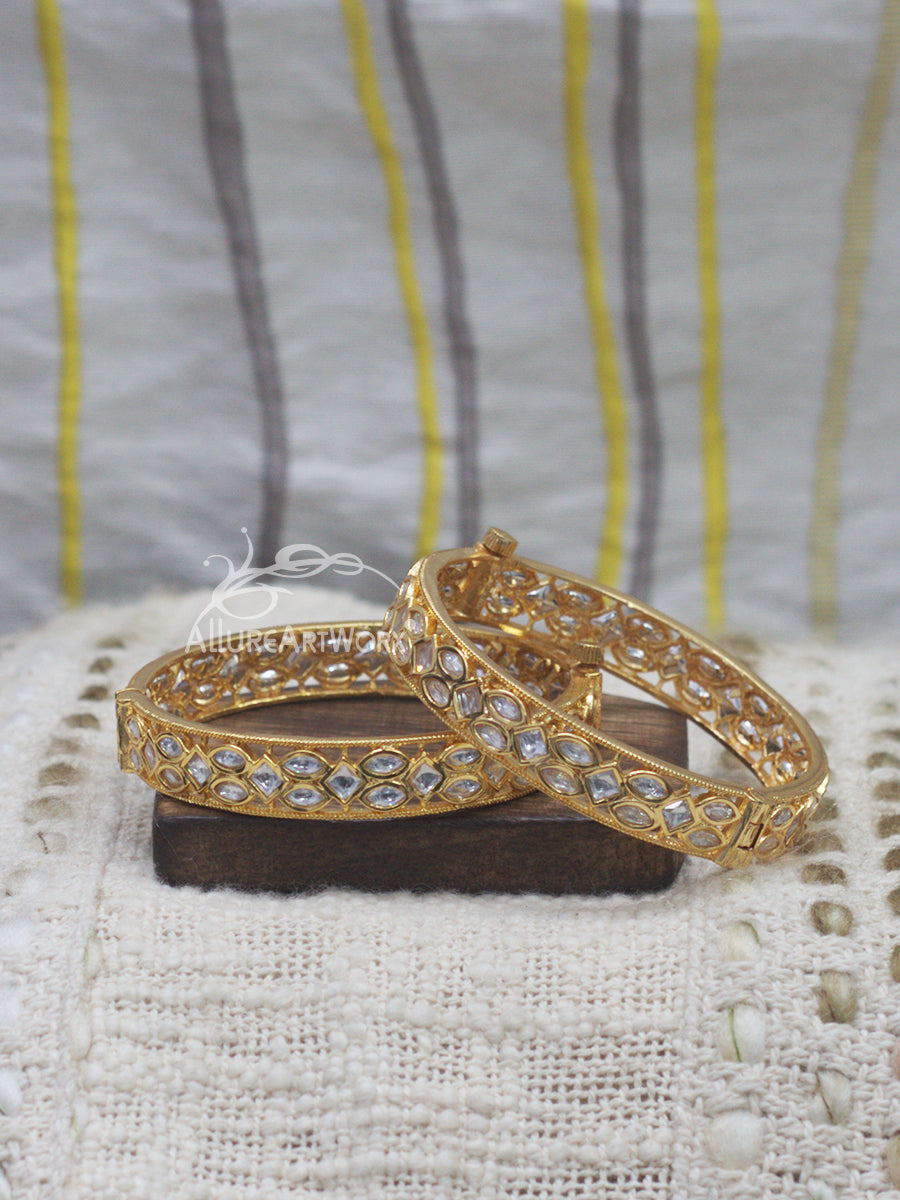 Kundan Bangles